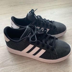 Adidas sneakers size 3